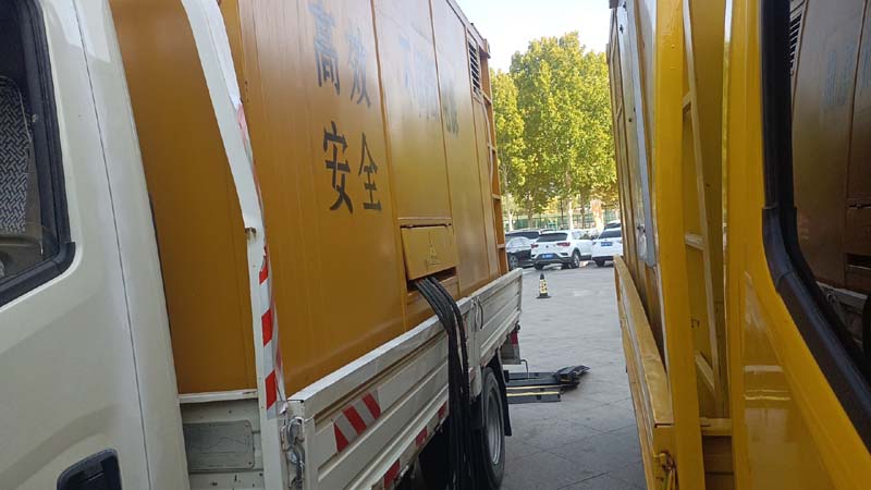 天河如何判断柴油发电机组和UPS电源的切换时间是否符合要求？